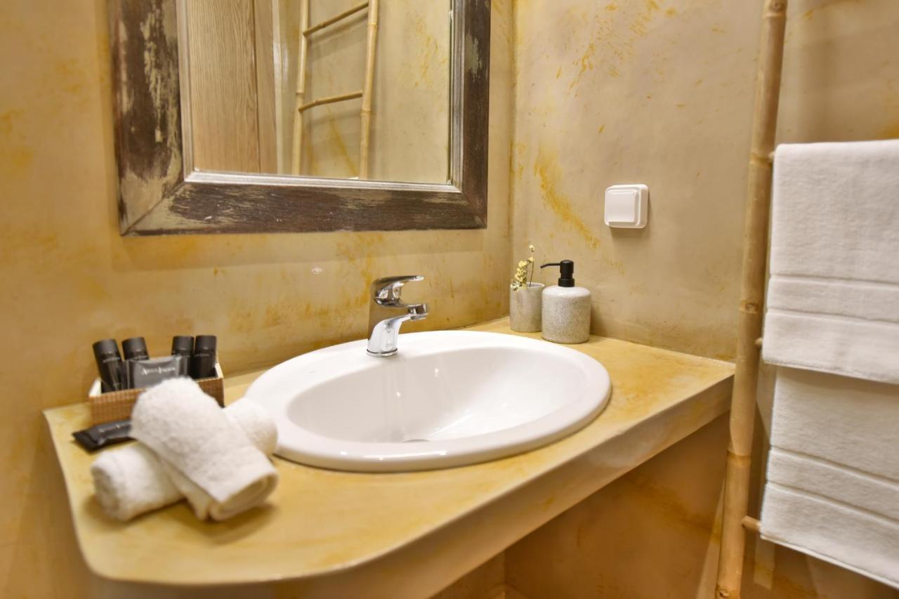 Hotel Onar Hydra Zewnętrze zdjęcie