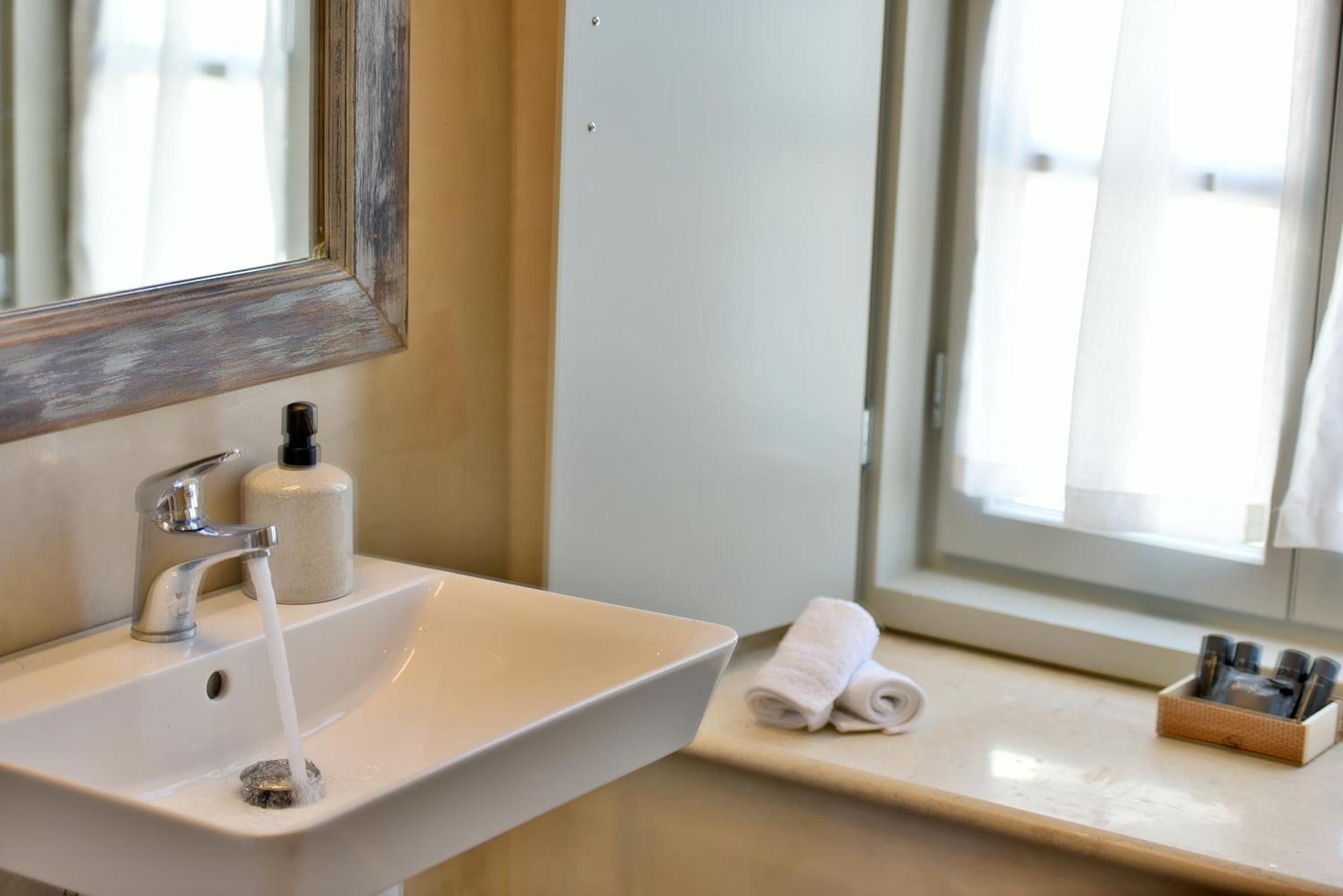 Hotel Onar Hydra Zewnętrze zdjęcie